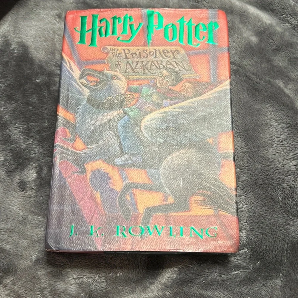 Book - Picture 1 of 1